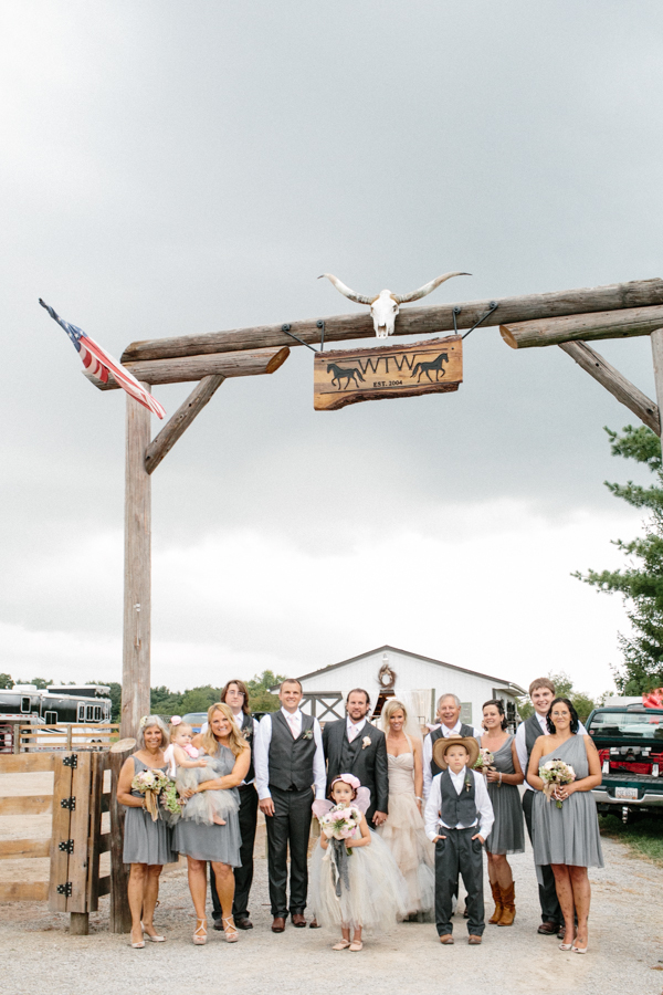 ohio-western-chic-ranch-wedding