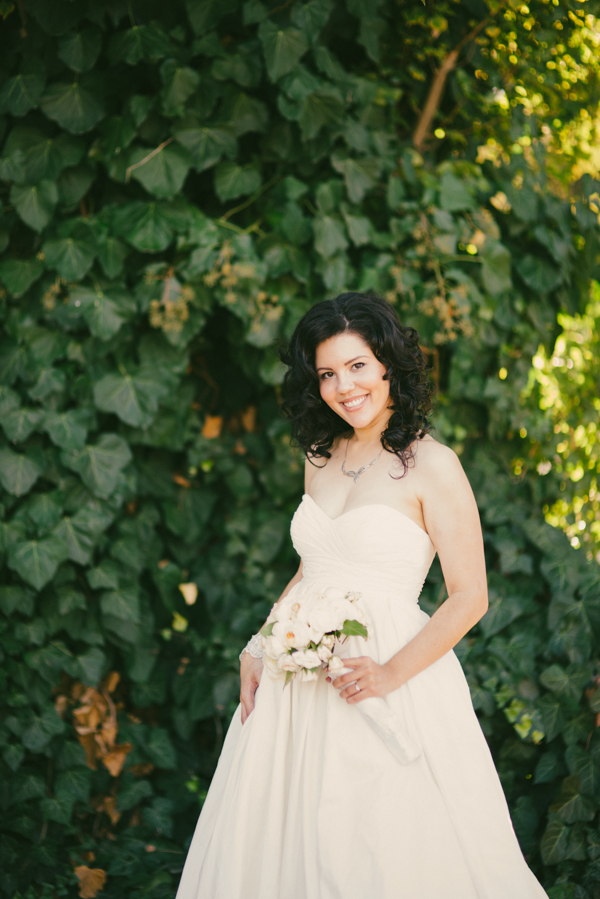 peach-wedding-at-the-old-homestead