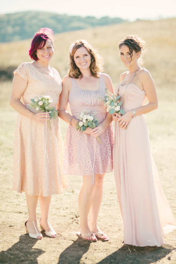 peach-wedding-at-the-old-homestead