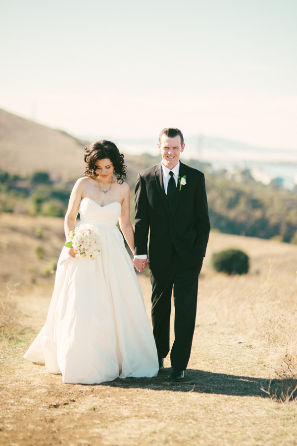 peach-wedding-at-the-old-homestead