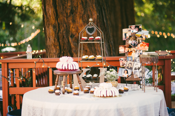 peach-wedding-at-the-old-homestead