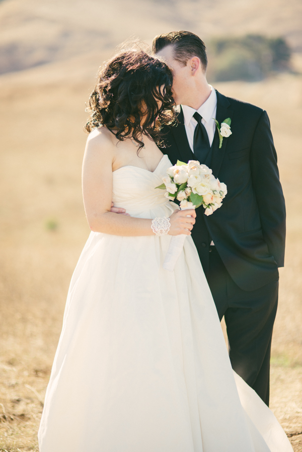 peach-wedding-at-the-old-homestead