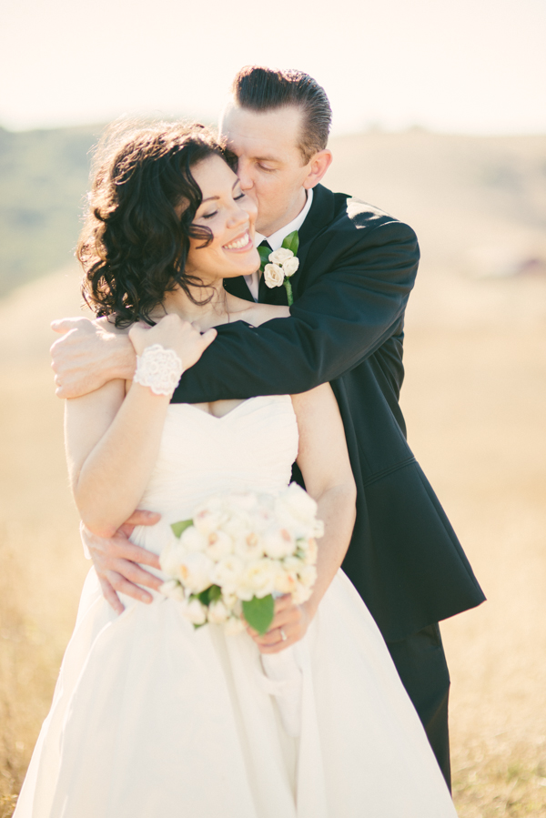 peach-wedding-at-the-old-homestead