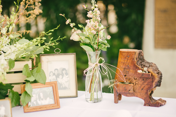 peach-wedding-at-the-old-homestead