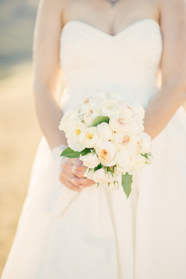 peach-wedding-at-the-old-homestead