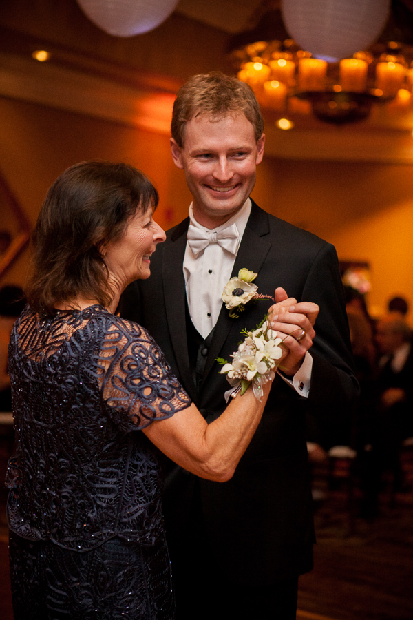 posh-pink-and-black-wedding-at-the