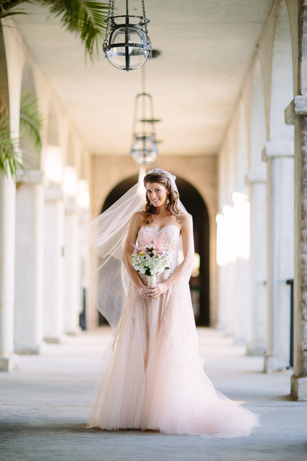 posh-pink-and-black-wedding-at-the