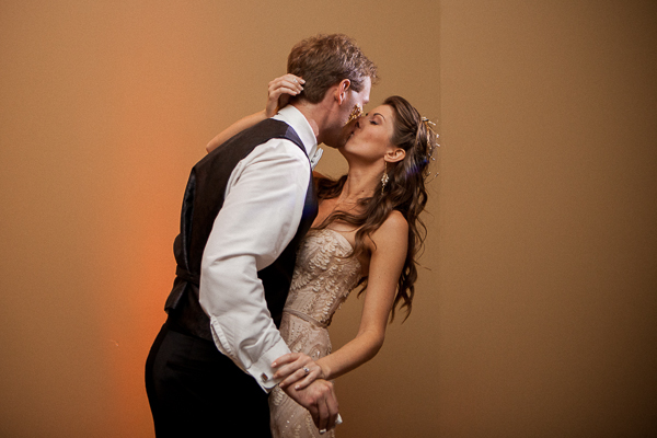 posh-pink-and-black-wedding-at-the
