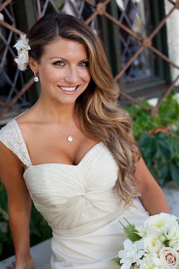 romantic-courtyard-wedding-at-the
