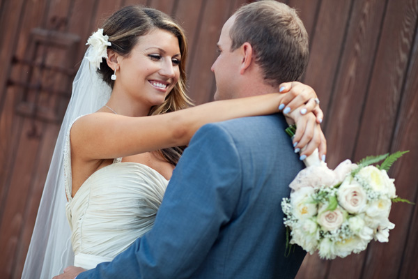 romantic-courtyard-wedding-at-the
