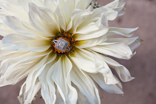 romantic-courtyard-wedding-at-the