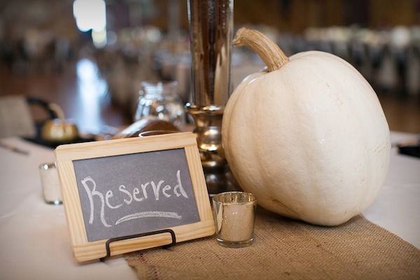 rustic-autumn-wedding-in-minnesota