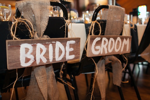rustic-autumn-wedding-in-minnesota