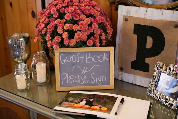 rustic-autumn-wedding-in-minnesota