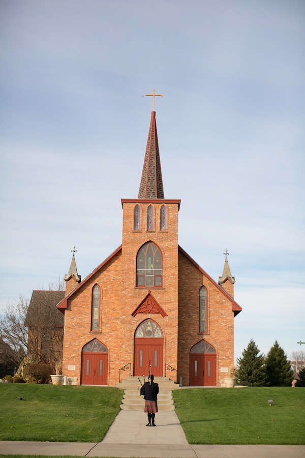 rustic-autumn-wedding-in-minnesota