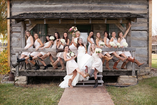 rustic-autumn-wedding-in-minnesota