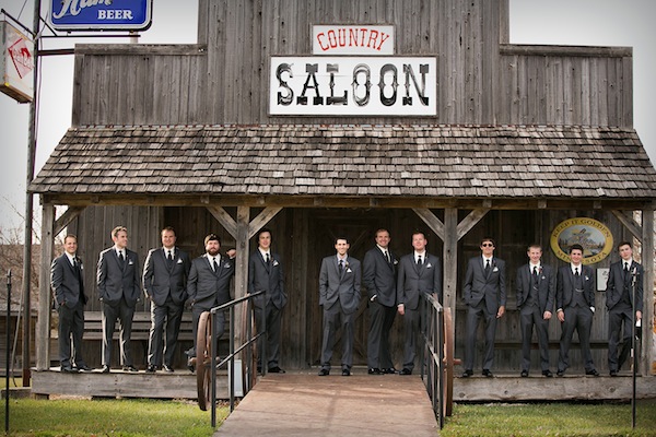 rustic-autumn-wedding-in-minnesota