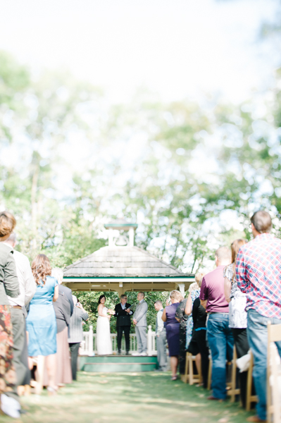 sentimental-spring-wedding-at