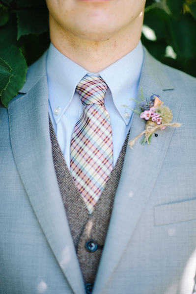 sentimental-spring-wedding-at