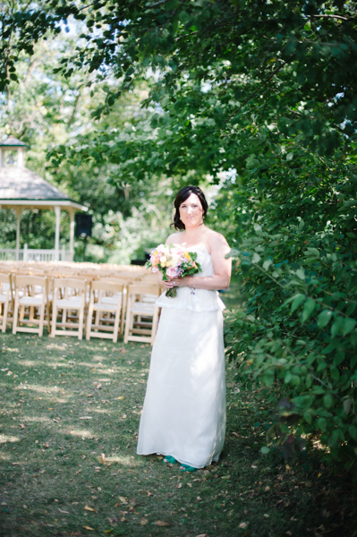 sentimental-spring-wedding-at