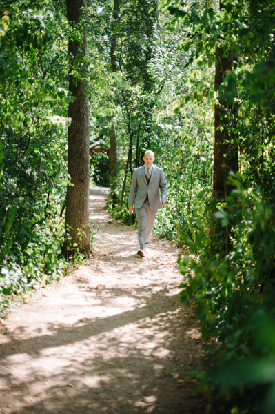 sentimental-spring-wedding-at