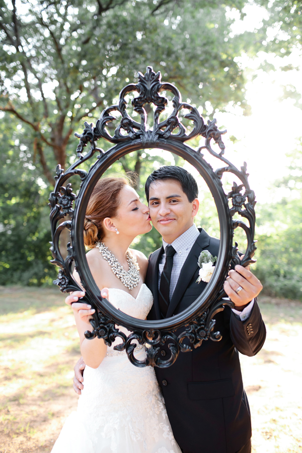 texas-black-and-white-vintage-wedding