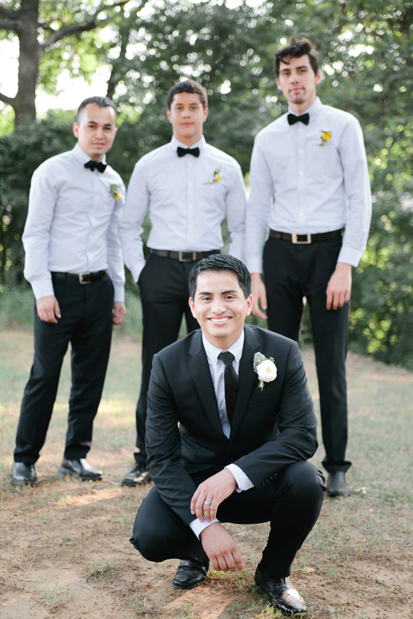 texas-black-and-white-vintage-wedding