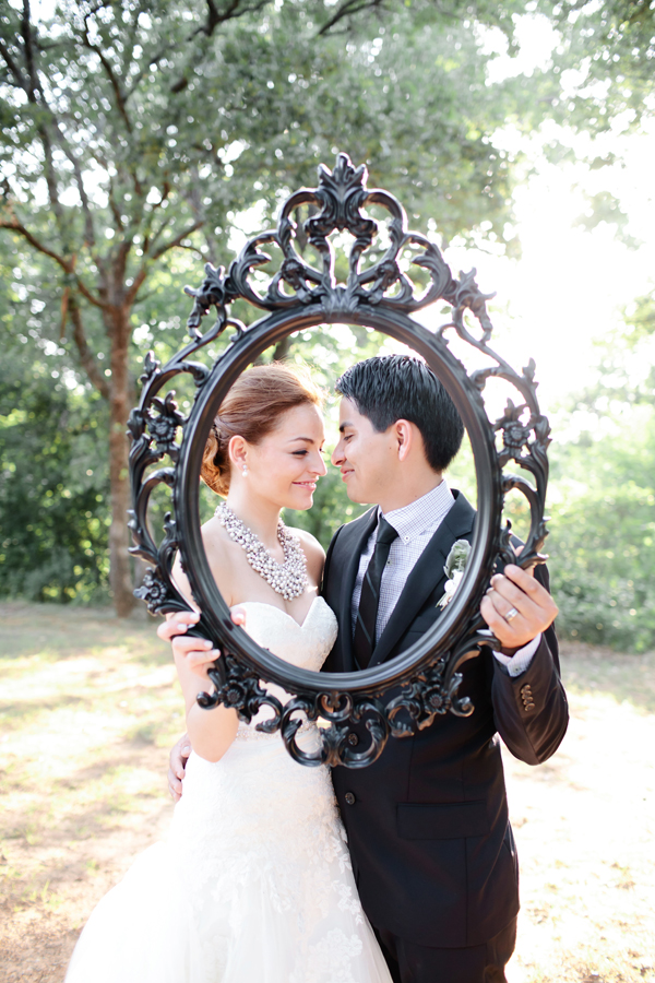 texas-black-and-white-vintage-wedding