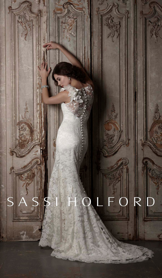 Stunning Sassi Holford lace wedding gown model