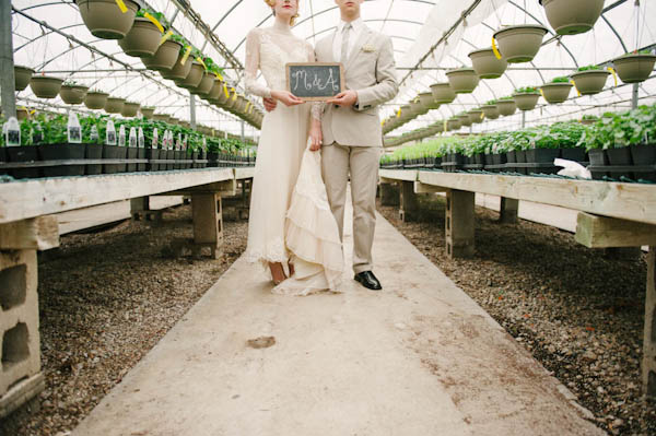 vintage-greenhouse-wedding