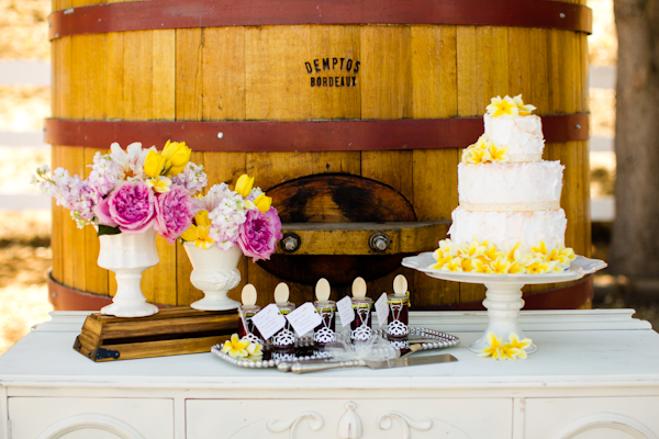 vintage-vineyard-wedding-ideas