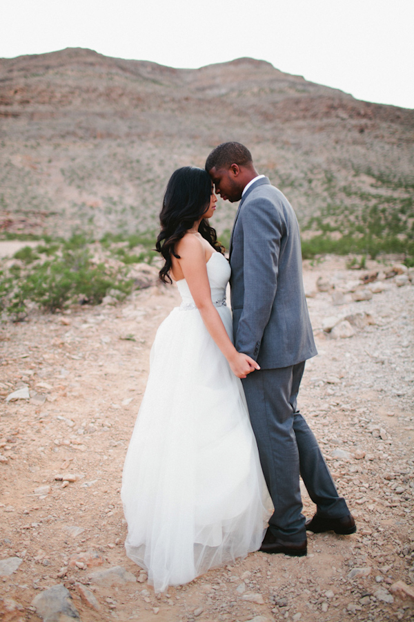 whimsical-and-fun-backyard-wedding