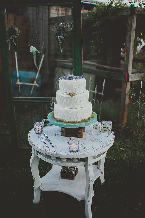 yellow-and-blue-charming-fall-wedding