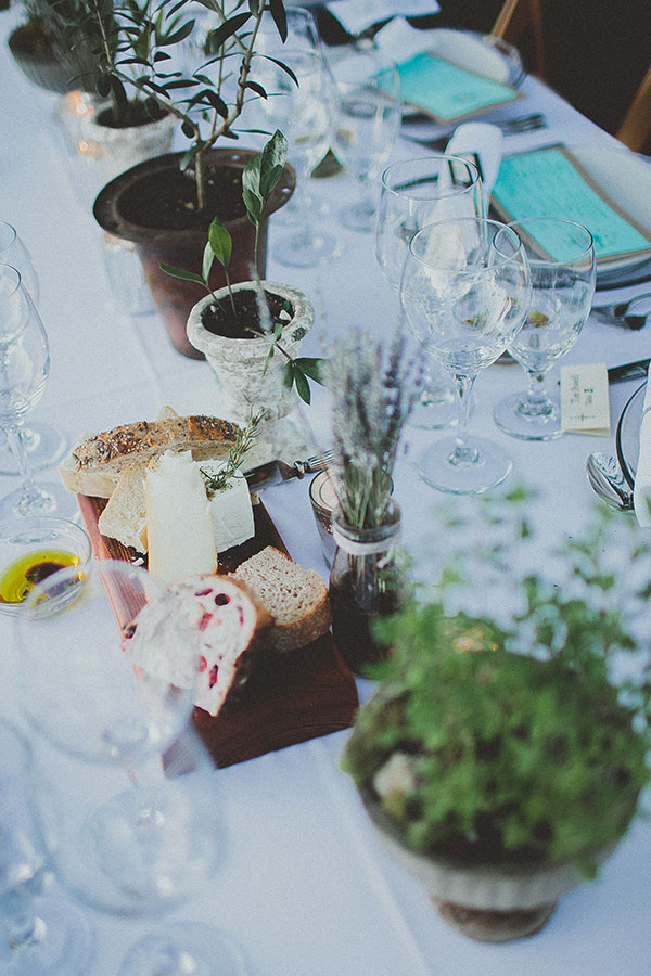 yellow-and-blue-charming-fall-wedding