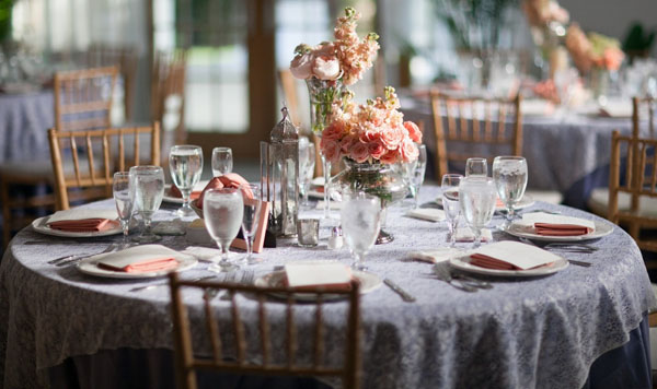 Elegant wedding table setting with floral centerpiece