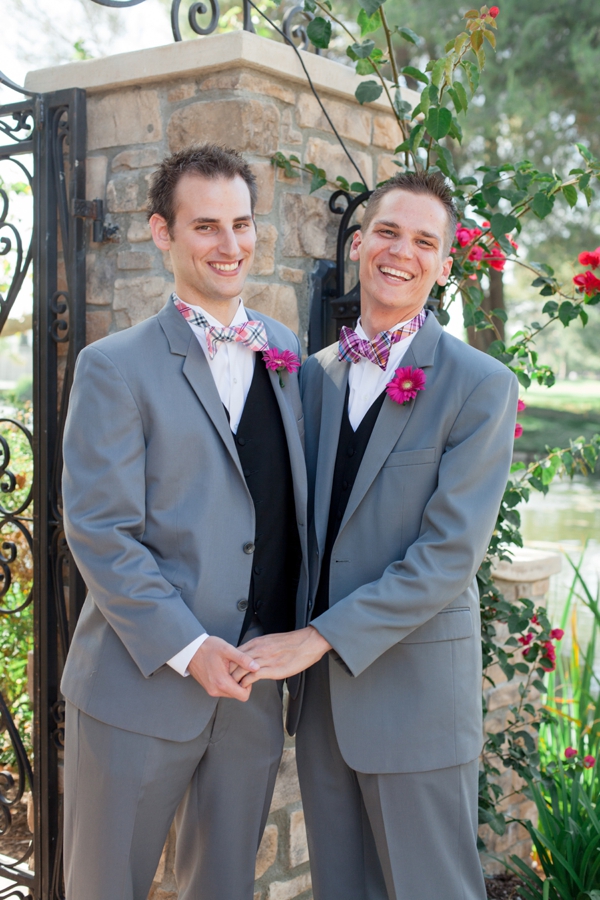 bright-pink-wedding-at-westlake