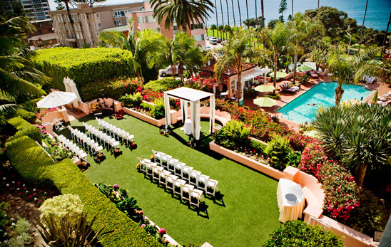 outdoor ceremony in The Garden at La Valencia Hotel