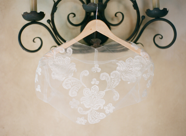 chaviano-couture-fall-2013-bridal