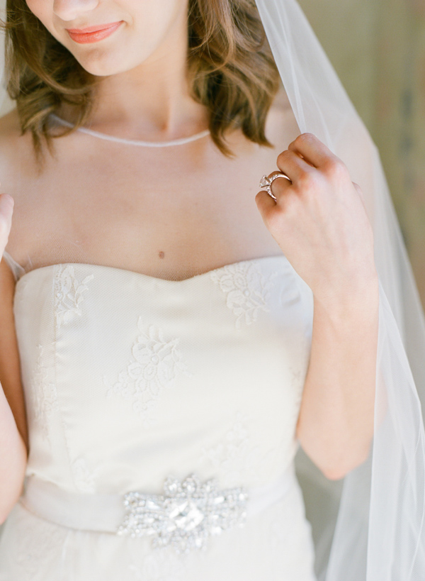 chaviano-couture-fall-2013-bridal