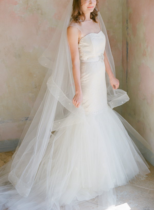 chaviano-couture-fall-2013-bridal