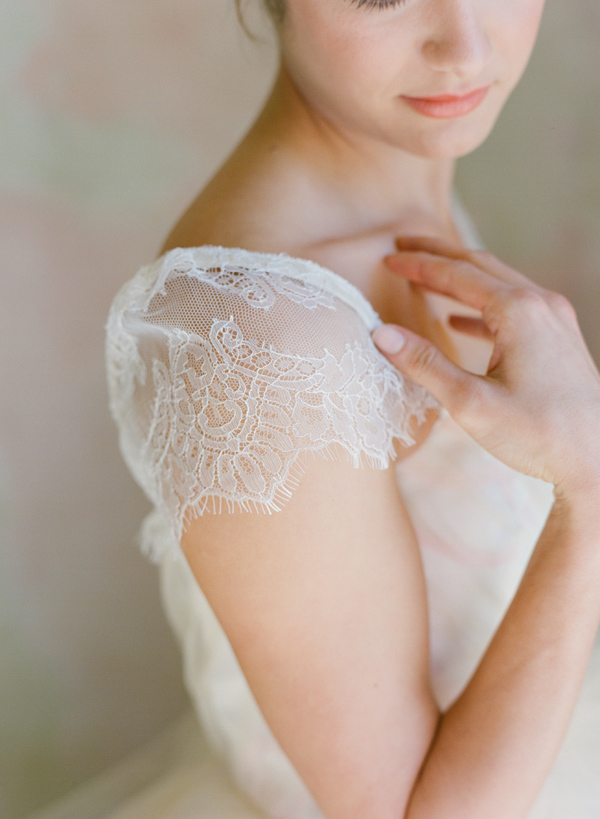 chaviano-couture-fall-2013-bridal