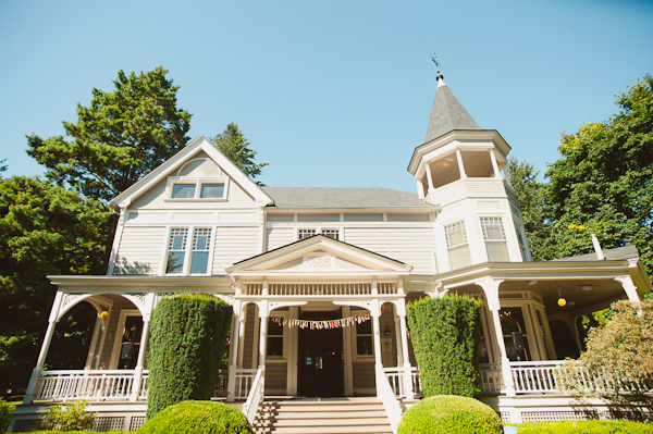 colorful-diy-wedding-at-the-marshall
