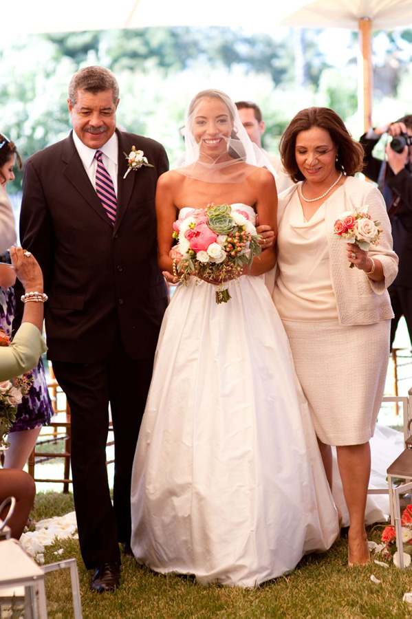 destination-napa-wedding-at-bear-flag