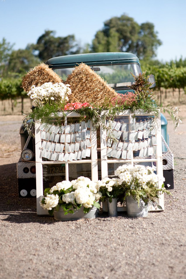 destination-napa-wedding-at-bear-flag