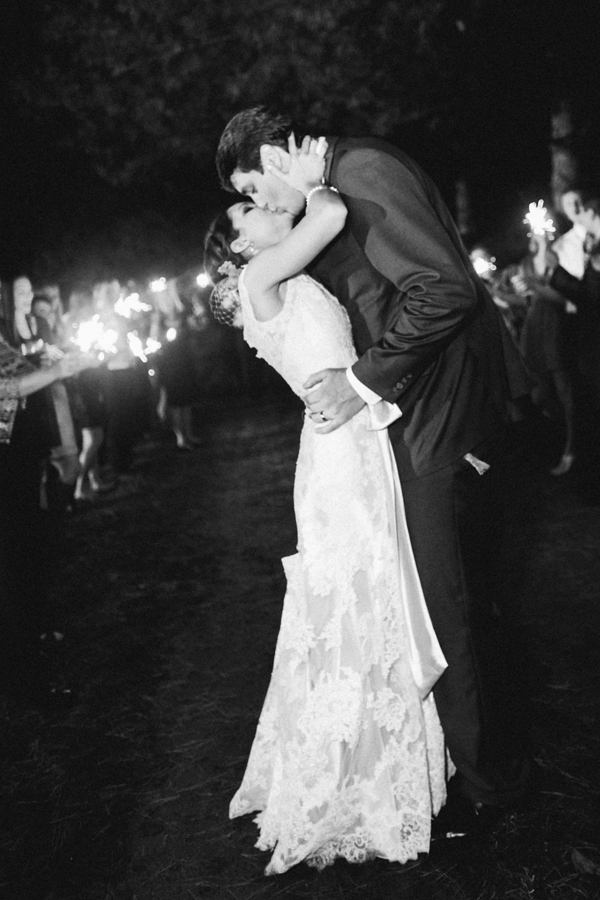 elegant-tennessee-backyard-wedding