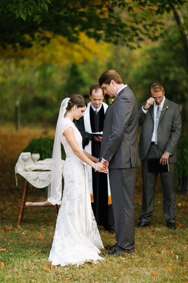 elegant-tennessee-backyard-wedding