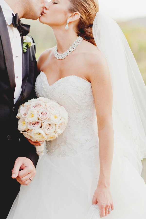 enchanting-gold-desert-wedding