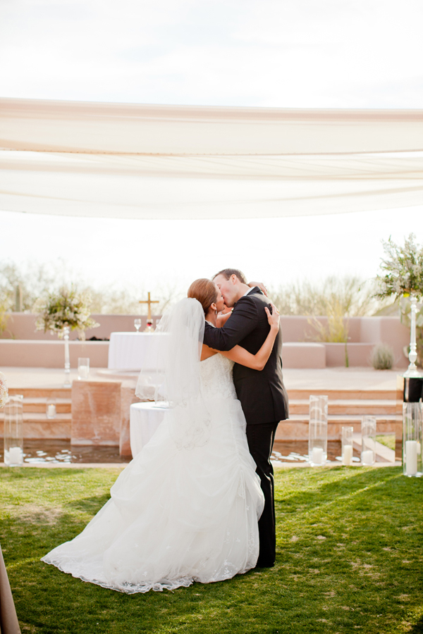 enchanting-gold-desert-wedding