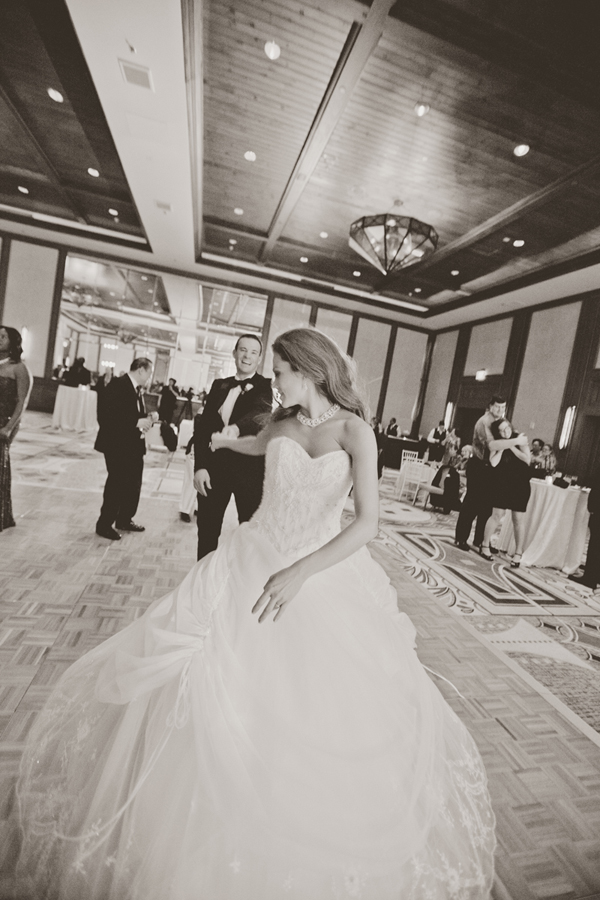 enchanting-gold-desert-wedding