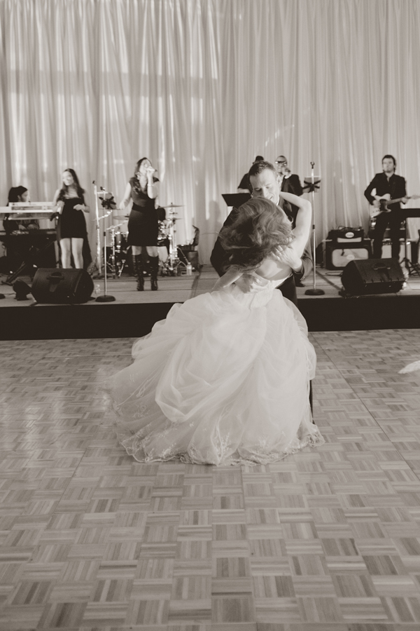 enchanting-gold-desert-wedding